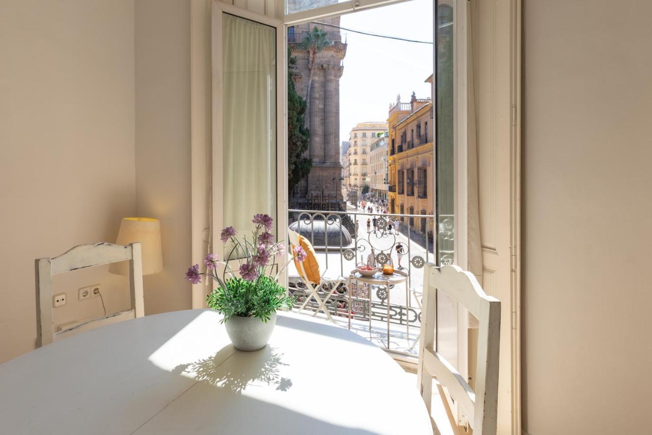 Luminoso Apartamento De Dos Habitaciones Con Vistas A Las Catedral Málaga Esterno foto
