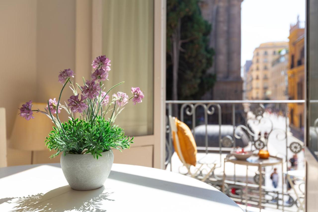 Luminoso Apartamento De Dos Habitaciones Con Vistas A Las Catedral Málaga Esterno foto